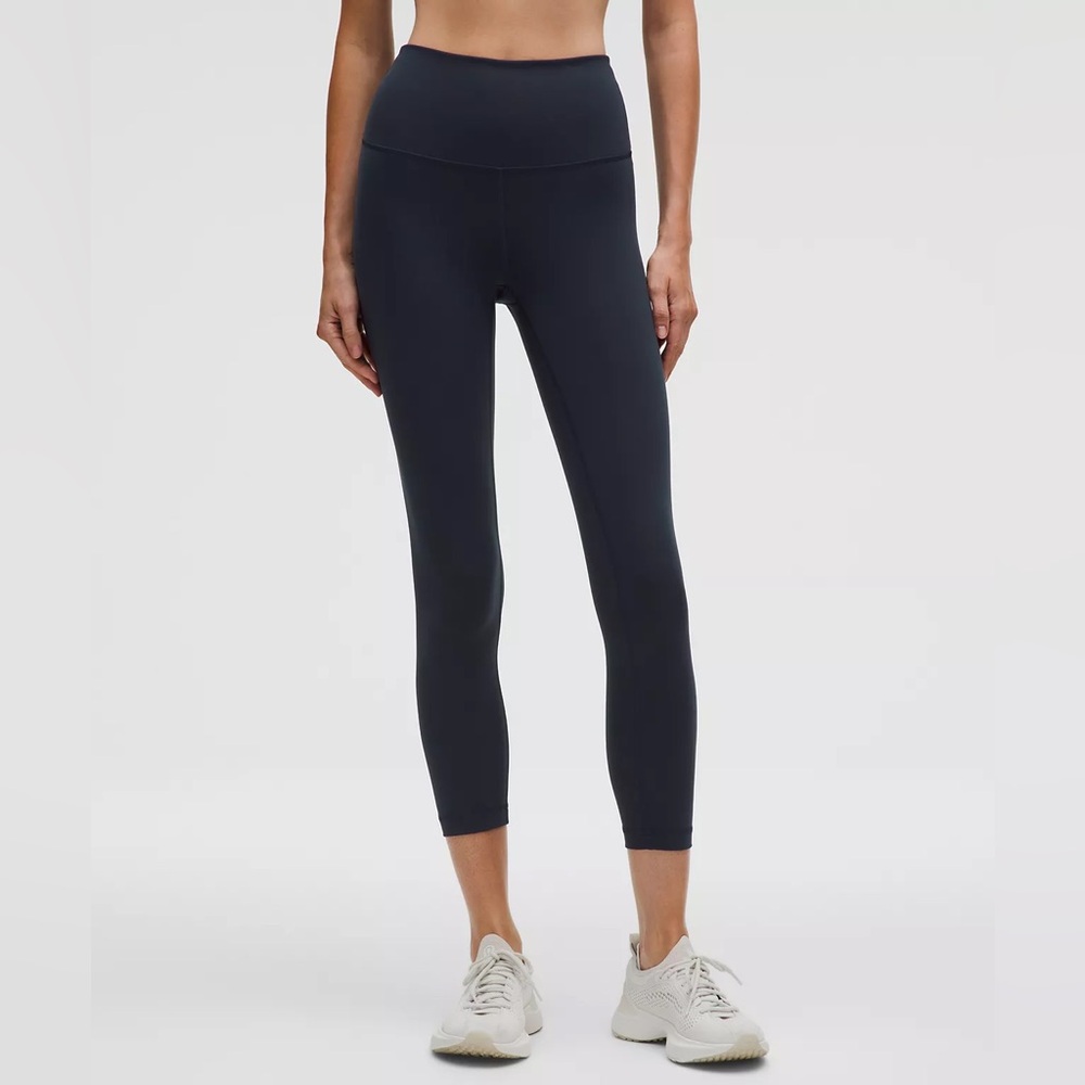 Lululemon Wunder Train High-Rise Leggings Crop 23” Size :4 color: True Navy